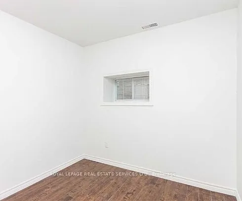 55 Hillsdale Ave E #2 — Photo 8