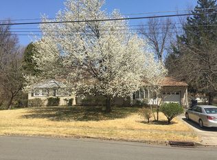 21 Carnation Pl, Lawrence Township, NJ 08648