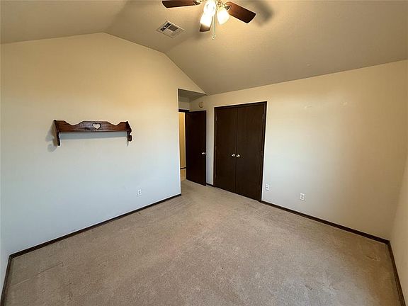 2nd image of 10704 NW 36th Pl