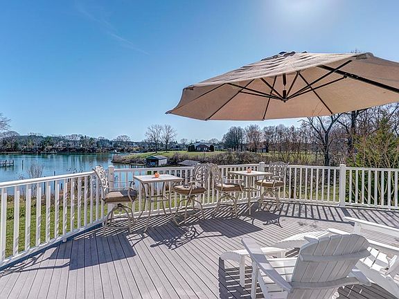 4th image of 250 Lake Landing Dr