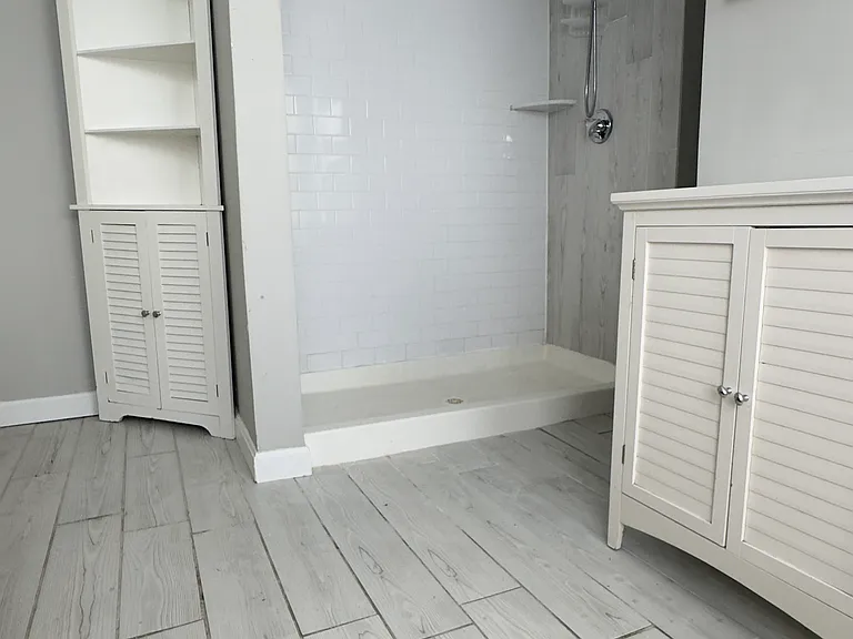 431 Washington St — Photo 10