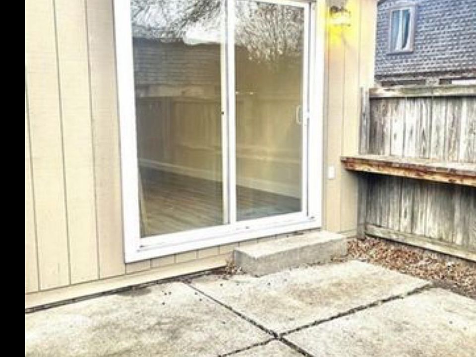 1st image of 1651 Mentor Ave #H401