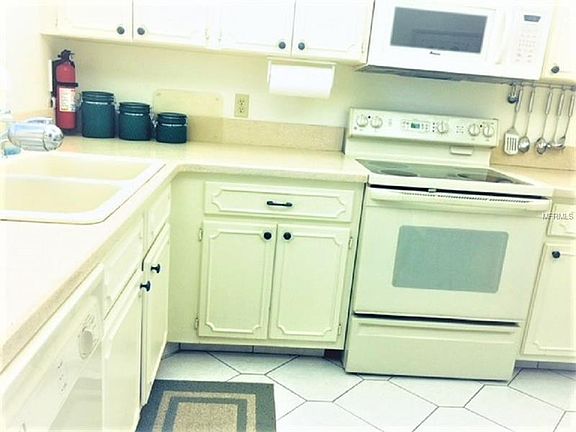 3rd image of 102 Capri Isles Blvd APT 104