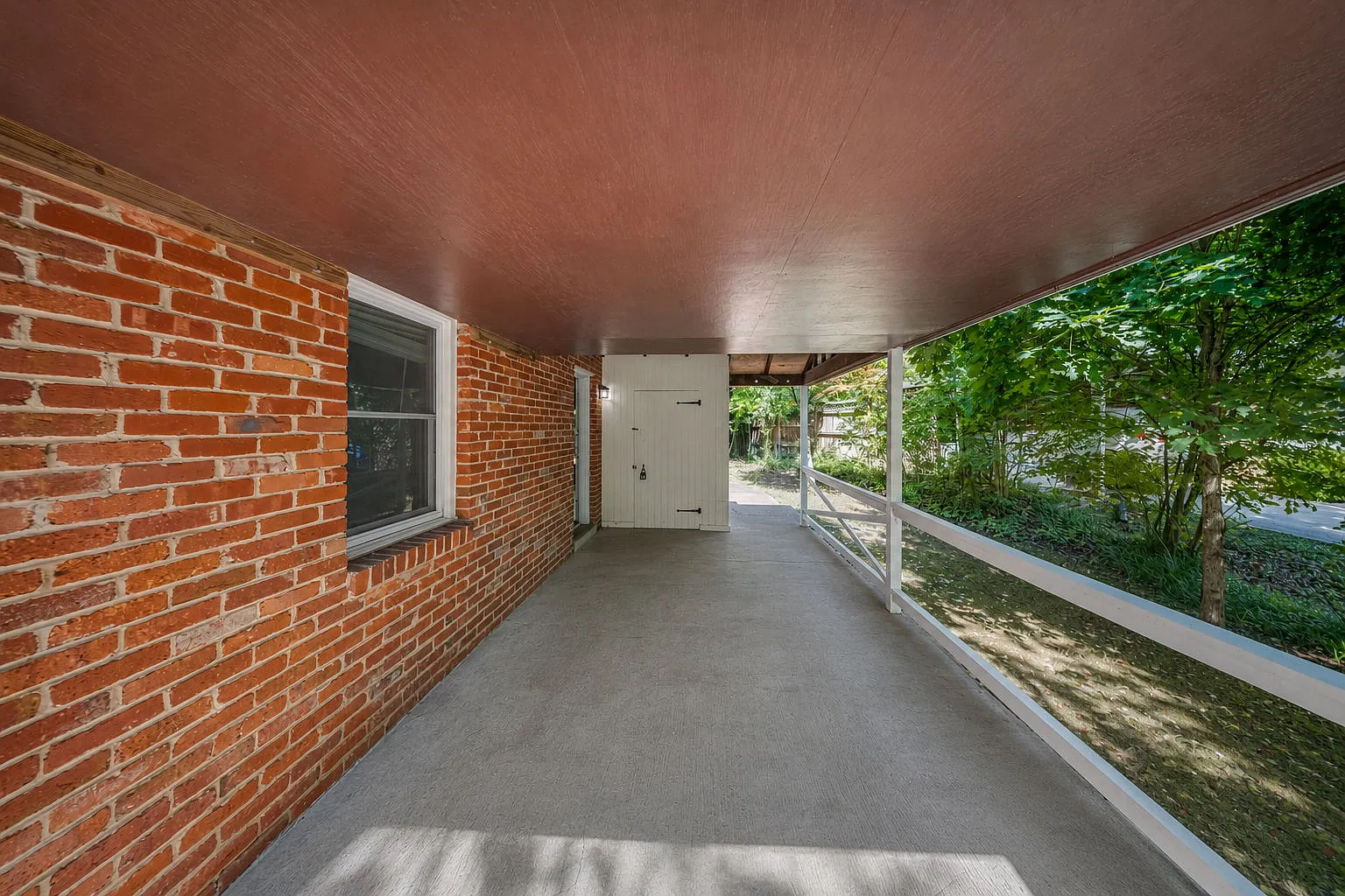 5 bed, 2669 sqft, $4,300 — Photo 4