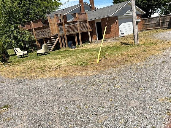 3rd image of 1273 Larkin Rd E #1269