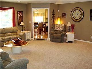 5th image of 690 Bridle Ct
