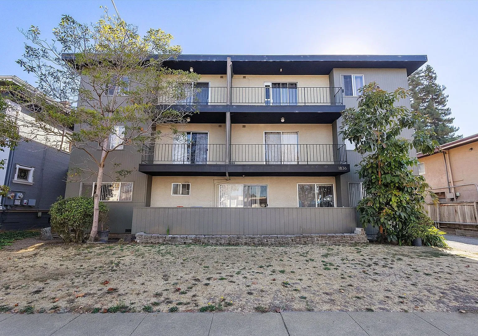 1836 Central Ave #J - 2 bedroom | 1 bath | Upper unit — Photo 1