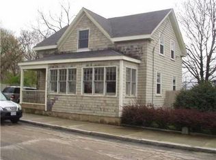 24 Brandt St, Newport, RI 02840