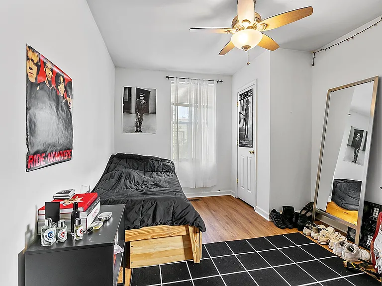 1623 Edgley St — Photo 10