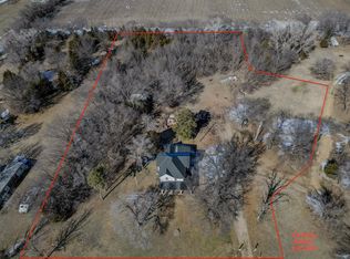 4606 182nd Rd, Winfield, KS 67156