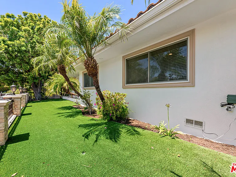 4159 Regal Oak Dr — Photo 43