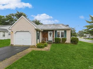 32 Drake St, Manchester Township, NJ 08759