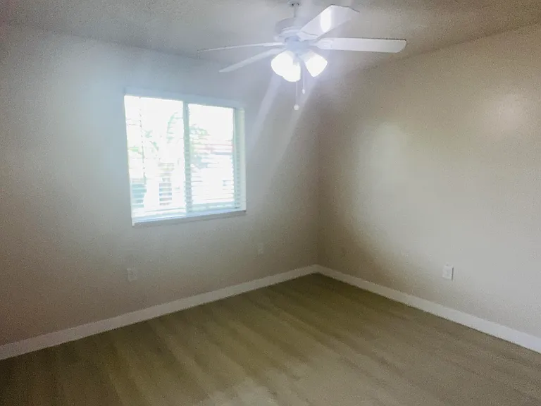 6106 Forest Hill Blvd #201 — Photo 15