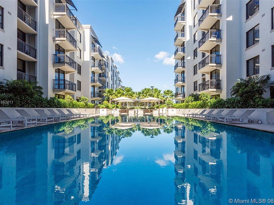 1st image of 301 Altara Ave #813