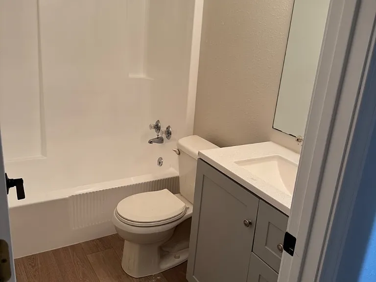 Unit Photo