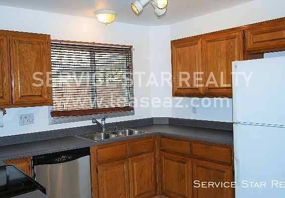 5th image of 4544 N 15th Ave