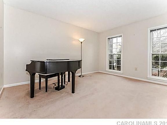 4th image of 7214 Falconwood Ct