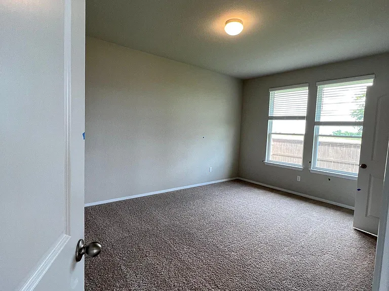 230 Delta Crst — Photo 5