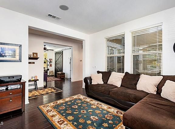 5th image of 8146 Platinum St