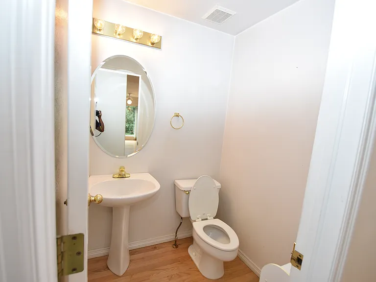 5222 Pinehurst Dr — Photo 13