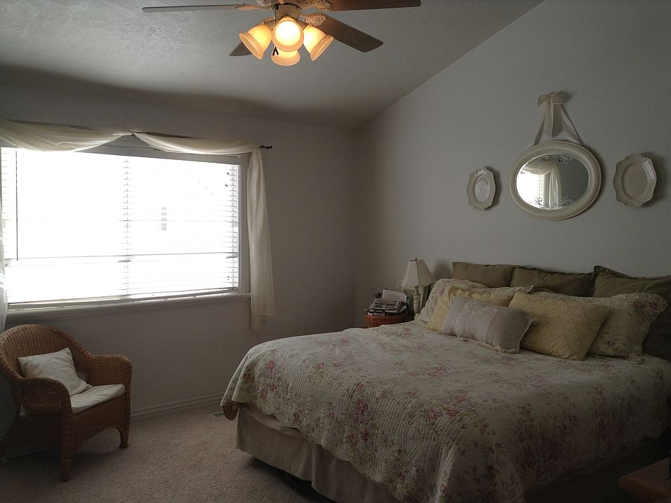 2nd image of 1335 W 1350 S