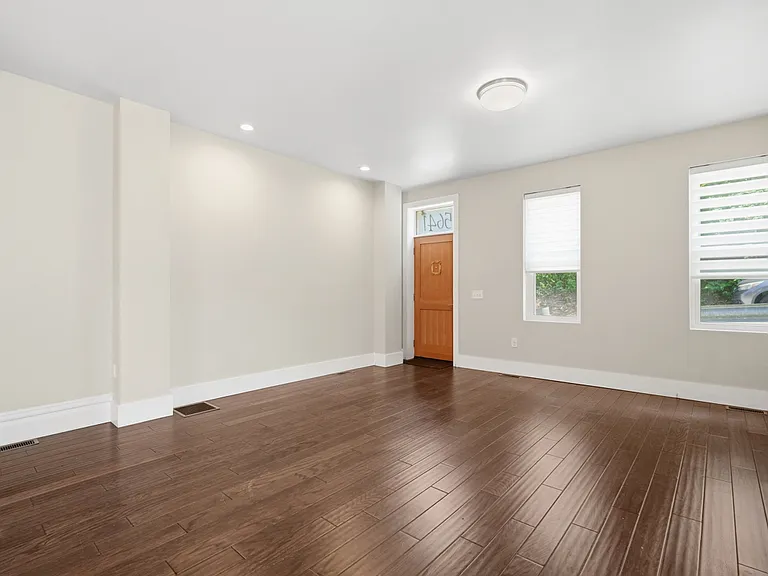 5641 Carnegie St — Photo 12