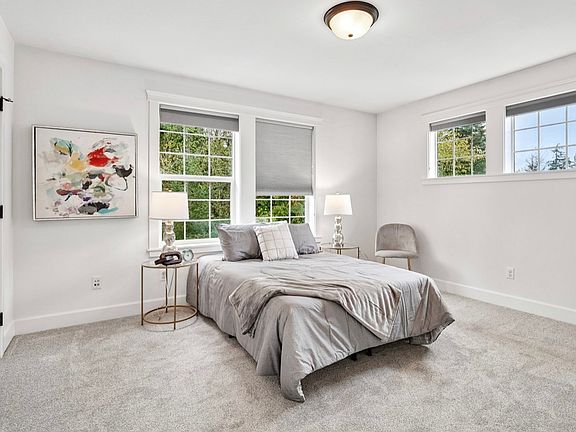 2nd image of 2166 NE Morgan Ln