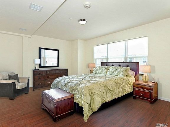 5th image of 400 Carney St APT 508