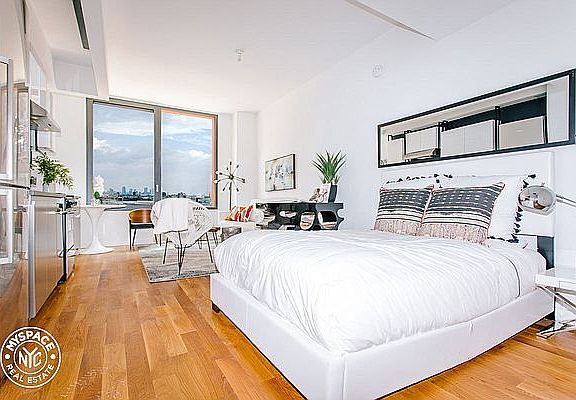 4th image of 123 Melrose St #8F