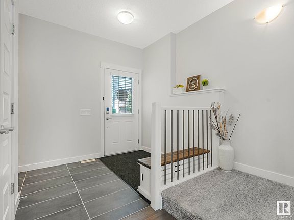 3rd image of 6507 167b Ave NW