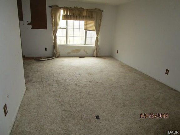 5th image of 1143 S Dixie Dr