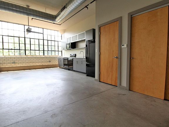 3rd image of 8125 Michigan Ave