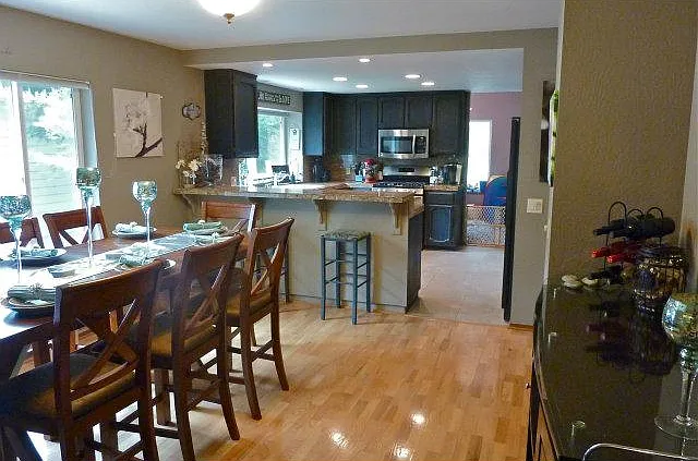 3 bed, 1871 sqft, $3,200 — Photo 4