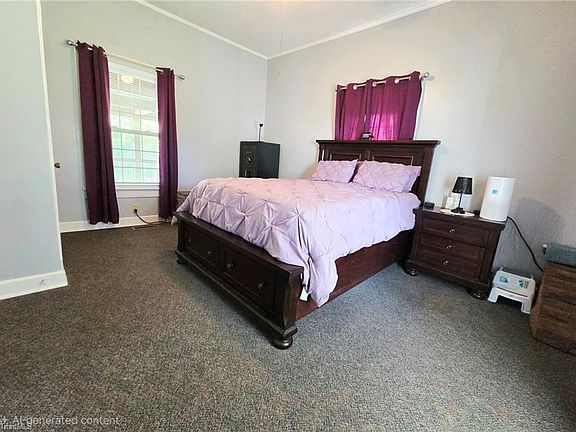 5th image of 206 Village Ave