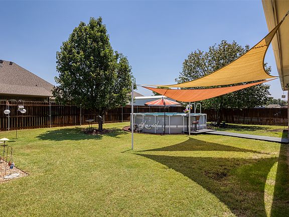 4th image of 2821 Willow Ridge Cir