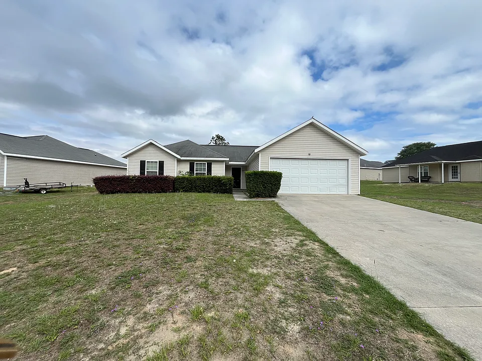 317 S Bridgeport Dr