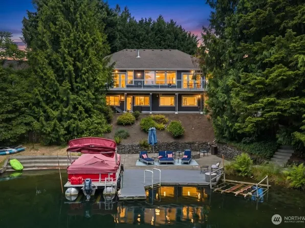 3324 Deer Island Drive E, Lake Tapps, WA 98003