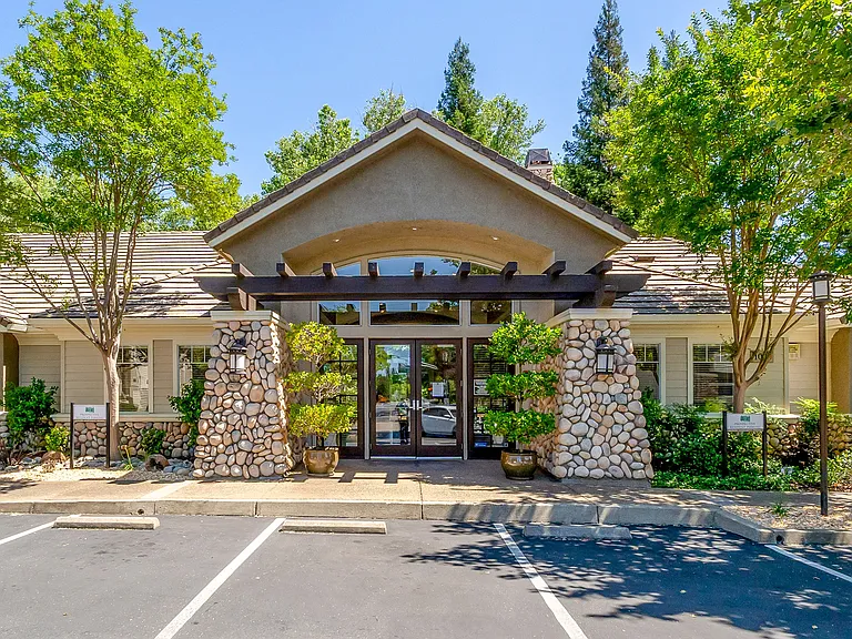 Leasing office