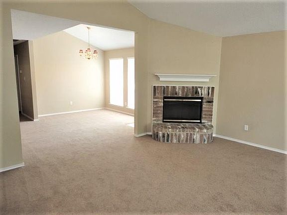 3rd image of 10236 Westward Drive