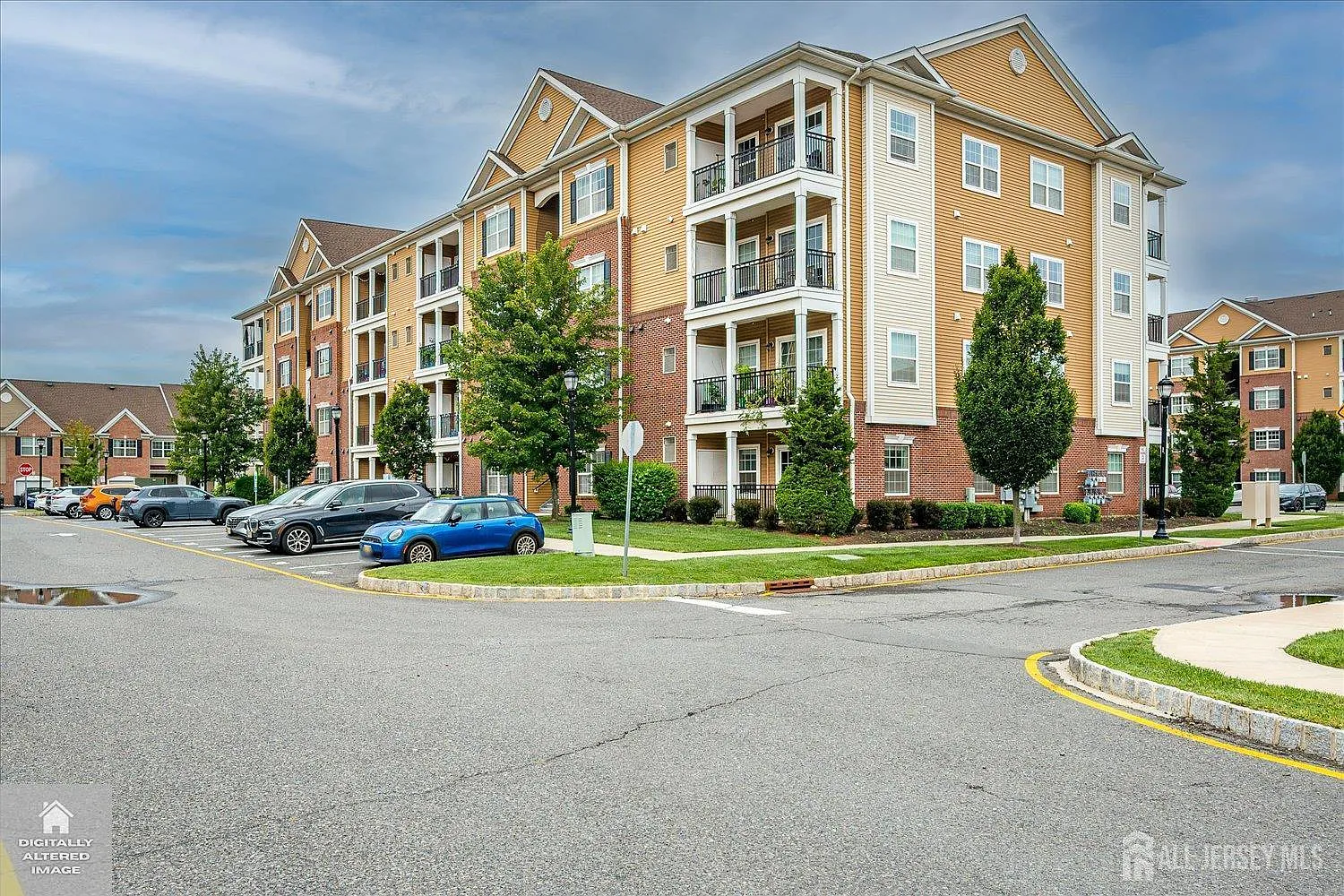 2 bed, 2.0 bath, $2,750 — Photo 2