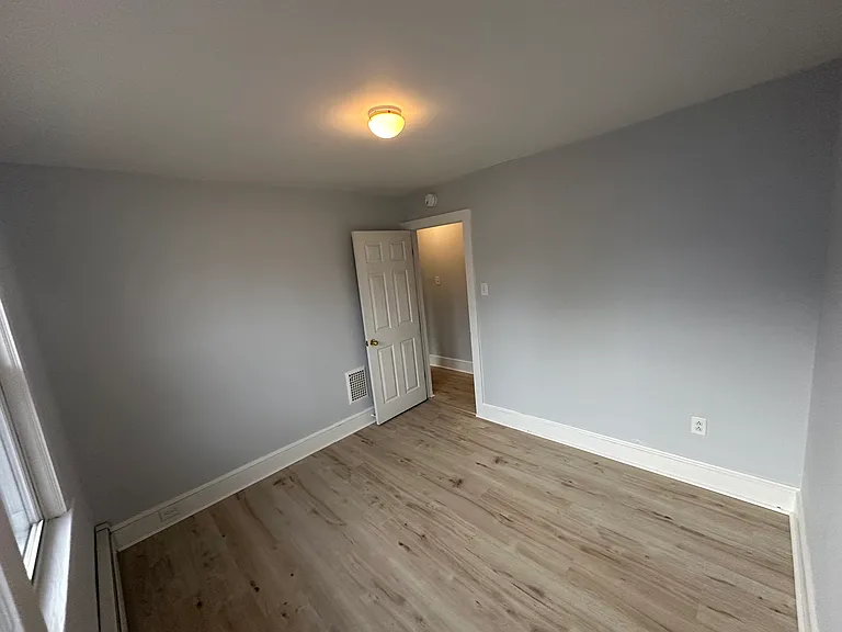 1259 Sively St — Photo 15