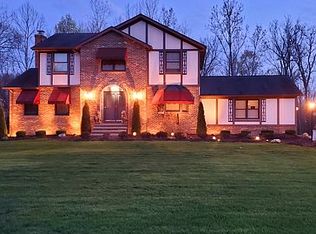 7555 Cady Rd, North Royalton, OH 44133