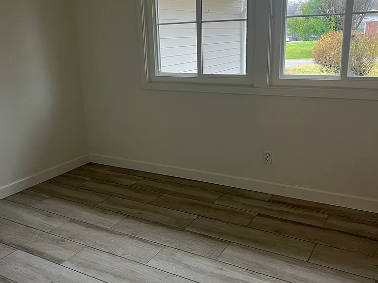 912 Wesley Rd — Photo 22