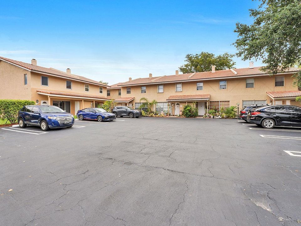 1st image of 4295 Coral Springs Drive #3c