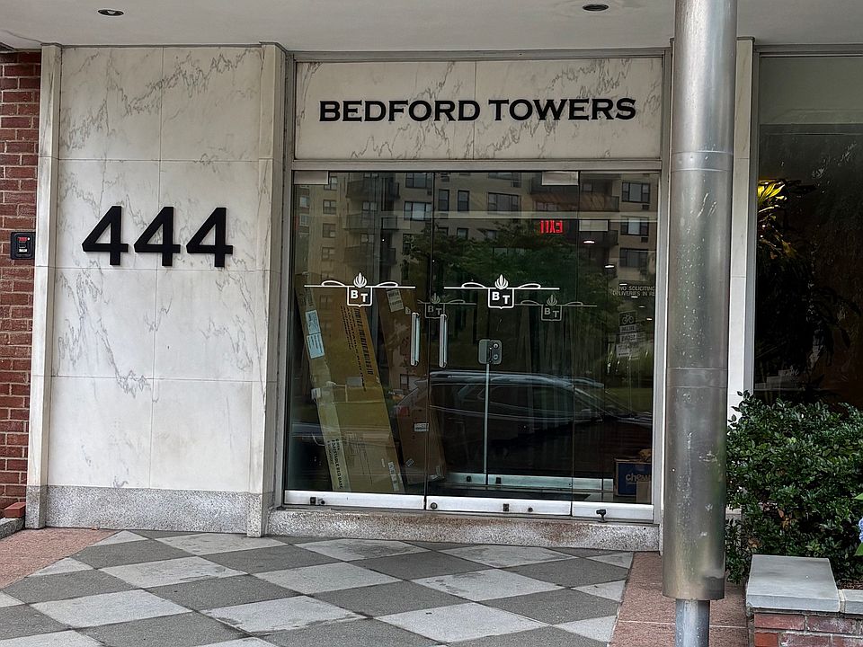 1st image of 444 Bedford St APT 5M