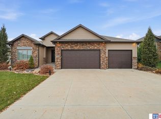 10033 Sweet Water Rd, Lincoln, NE 68527