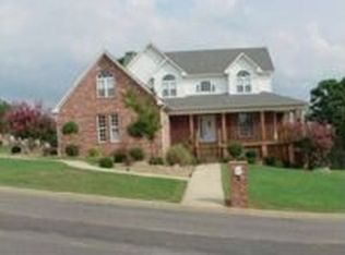 84 Grand Vista Dr, Russellville, AR 72802