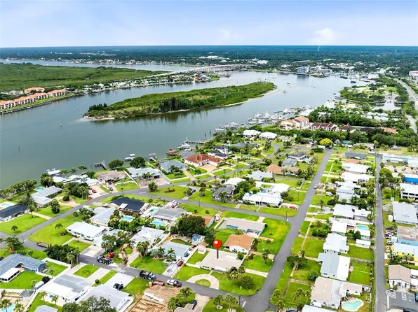 200 Saludo St, New Smyrna Beach, FL 32169