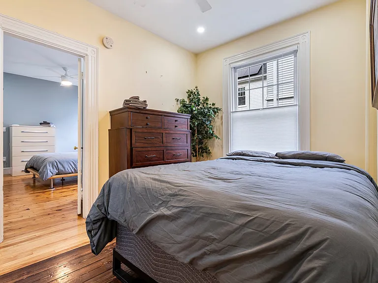 77 William St #1 — Photo 39