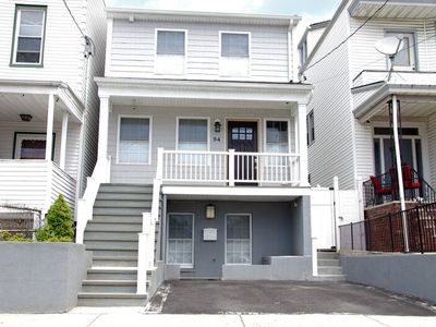 94 Charles St, Jersey City, NJ, 07307